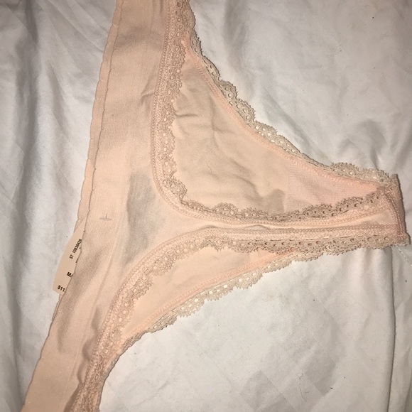 VS underwear - Picture 2 of 2